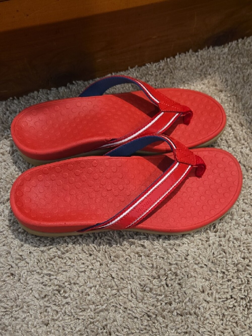 Vionic Kelby Flip Flops Womens Sz 9 Red Orthopedic Comfort Support Flip Flop - Picture 3 of 9